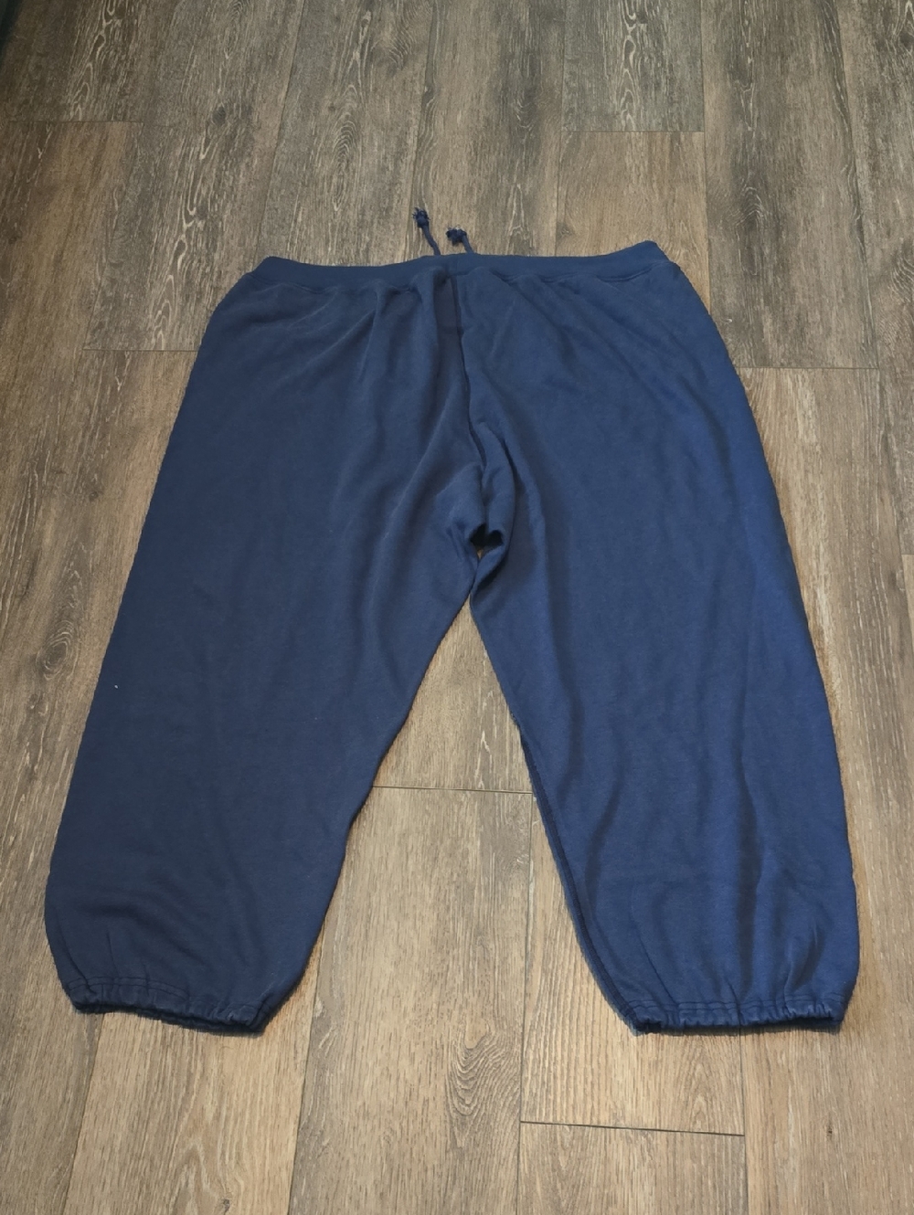 SKIMS Kim Kardashian Women's 4X Lightweight Fleece Chopped Jogger Pants New - Picture 2 of 4